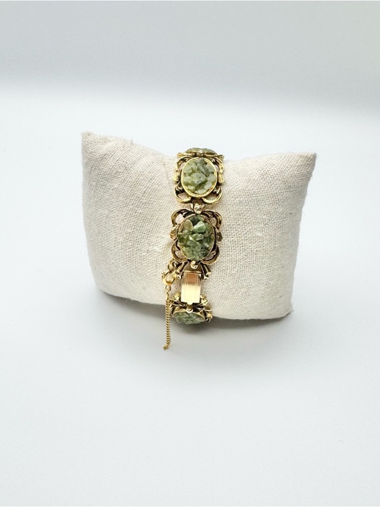 Vintage Green Jade Gold Toned Bracelet - Picture 12 of 14